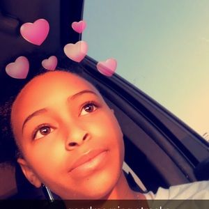 Meet your Posher, Kaitlyn